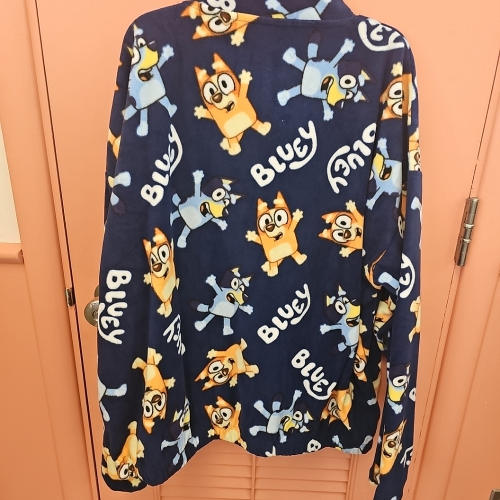 NWT Adult Unisex Size XXL Bluey & Bingo Polar Fleece Sweatshirt Pullover - Picture 8 of 9